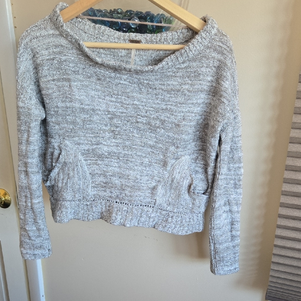 Free People Gray Cropped Sweater